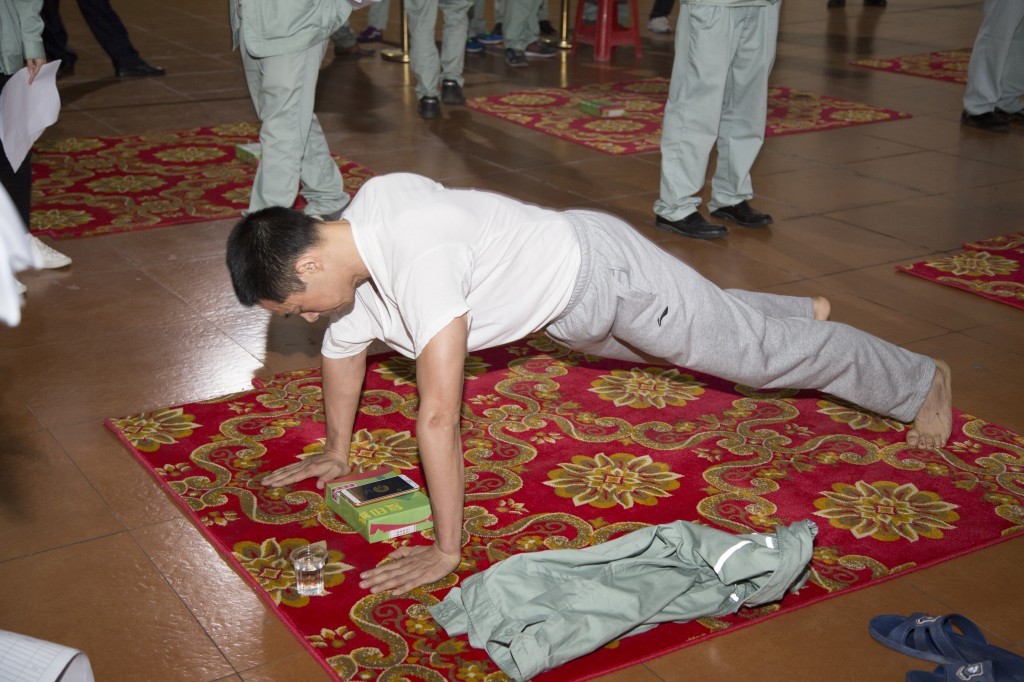 650和1060這兩個數(shù)字為何一夜之間傳遍全廠——俯臥撐預(yù)賽刷新紀(jì)錄