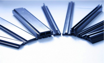 影響鋁型材涂料未來發(fā)展的因素有哪些？